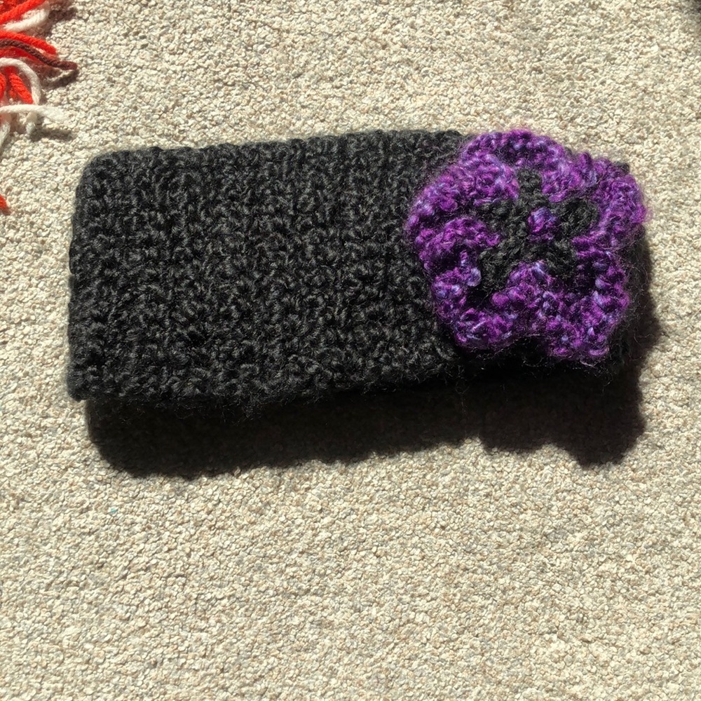 💜Crocheted Flower Headband💜